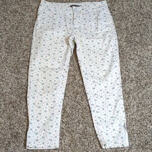 Lee Shapetastic hidden hold white mid rise jeans with dainty blue florals